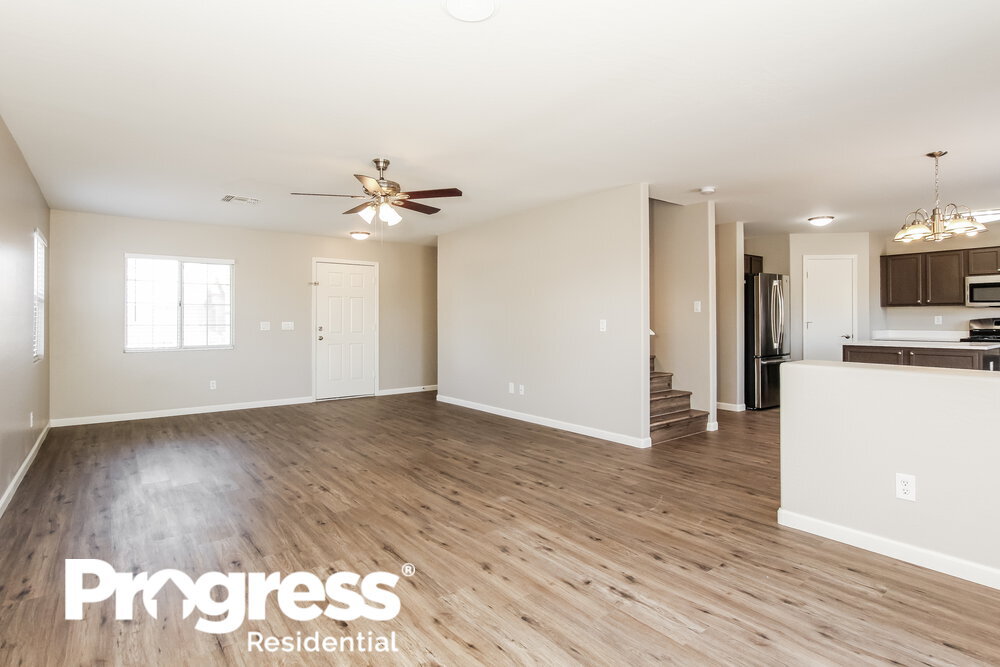 Building Photo - 12602 W Windrose Dr