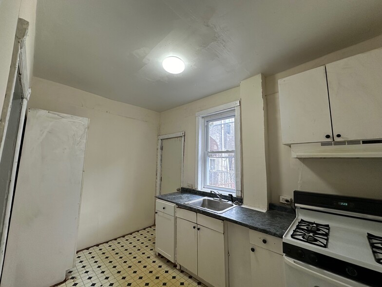 Building Photo - 3729 N Delhi St