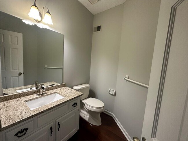 Building Photo - 10570 Turner Rd