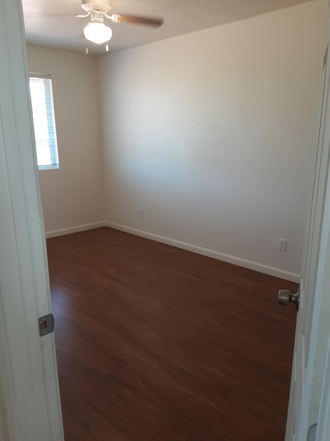 Building Photo - 143 Brookridge Dr