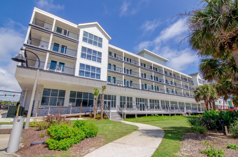 Building Photo - 700 N Ocean Blvd