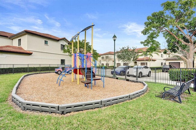 Building Photo - 4234 N Dixie Hwy