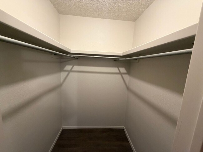 Building Photo - 7804 Avenue U