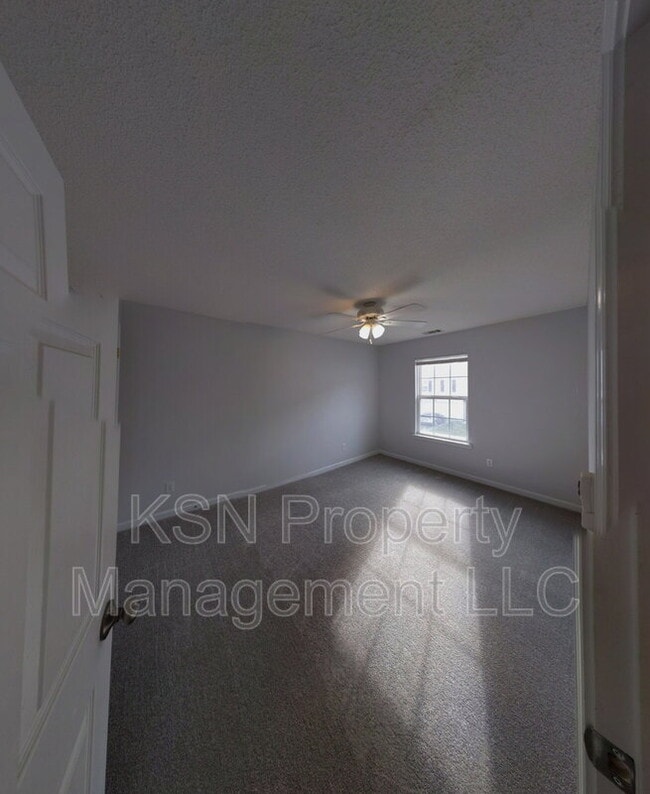 Building Photo - 16 Orchid Ln