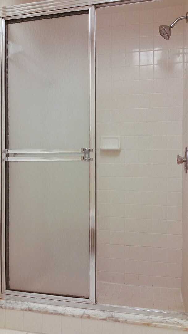 Building Photo - **4431 NW 53rd Street (Huntington)