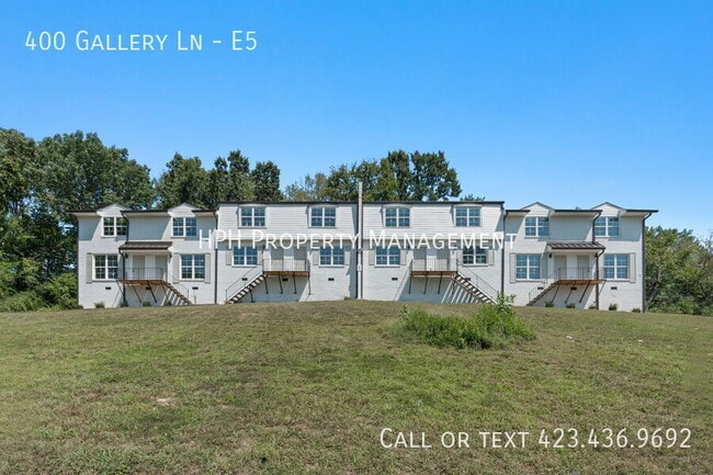 Building Photo - 400 Gallery Ln