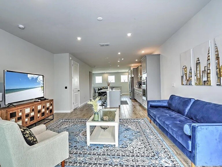 Building Photo - 4713 Arboretum Cir