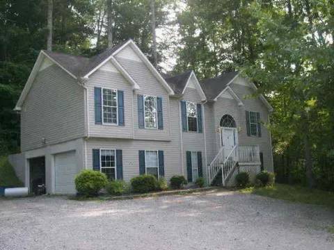 Building Photo - 293 Kenway St