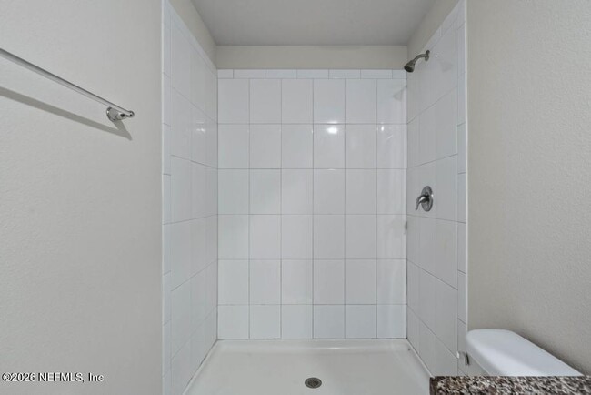 Building Photo - 129 Wellwood Ln