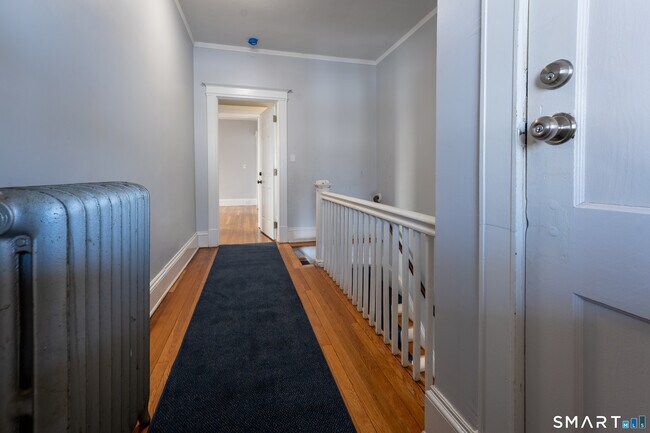 Building Photo - 94 Fairfield Ave