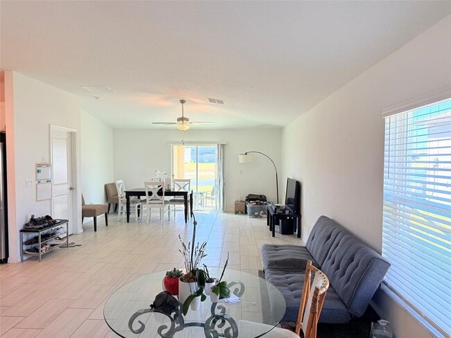 Building Photo - 11244 Linden Depot Rd