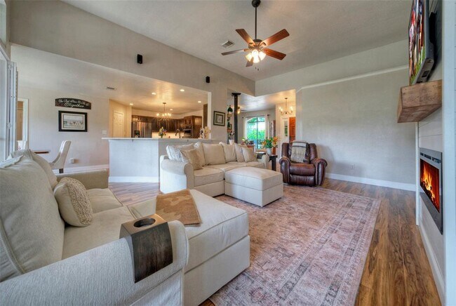 Building Photo - 511 Chaney's Crossing