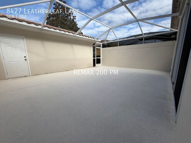 Building Photo - 8427 Leatherleaf Ln