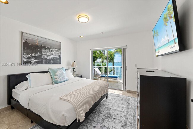 Building Photo - 1575 Stillwater Dr