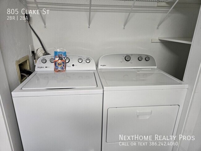 Building Photo - 805 Clake St