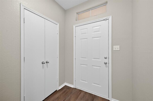 Building Photo - 16735 Libson Falls Dr