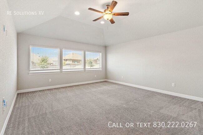 Building Photo - 29003 Throssel Ln