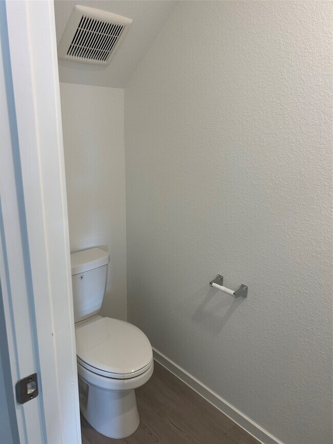 Building Photo - 31350 Black Cherry Holw Dr