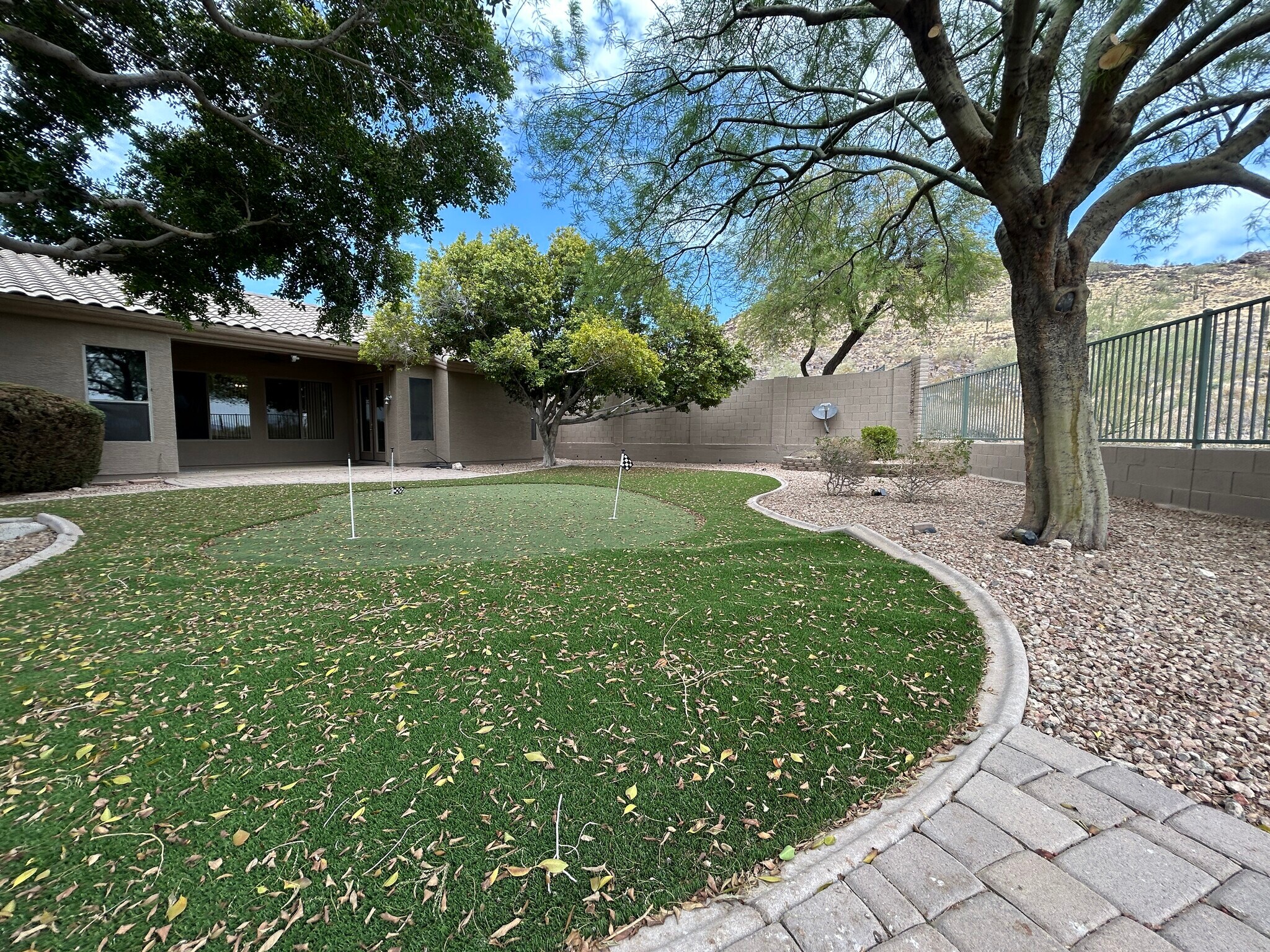 Building Photo - 25415 N 39th Ave