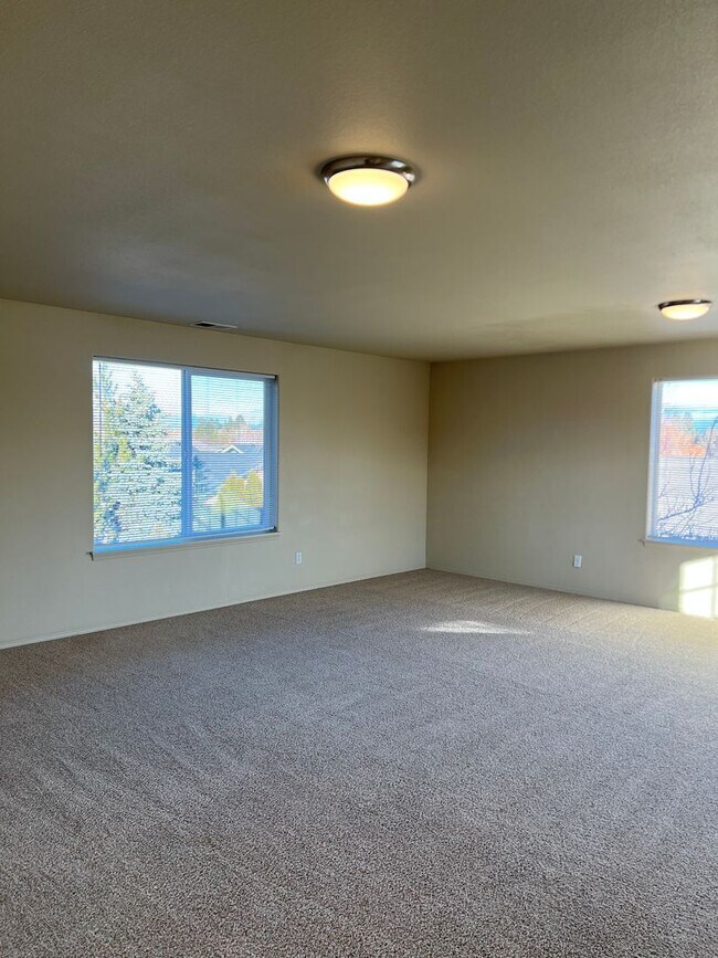 Building Photo - 20642 Songbird Ln