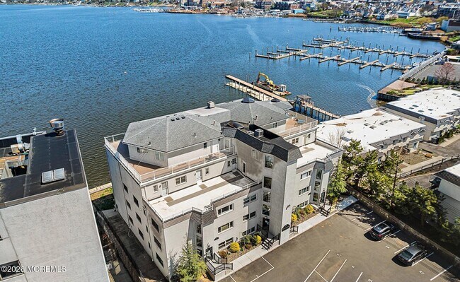 Building Photo - 138 Bodman Pl