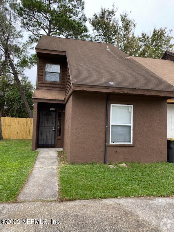 Building Photo - 7643 Melissa Ct N