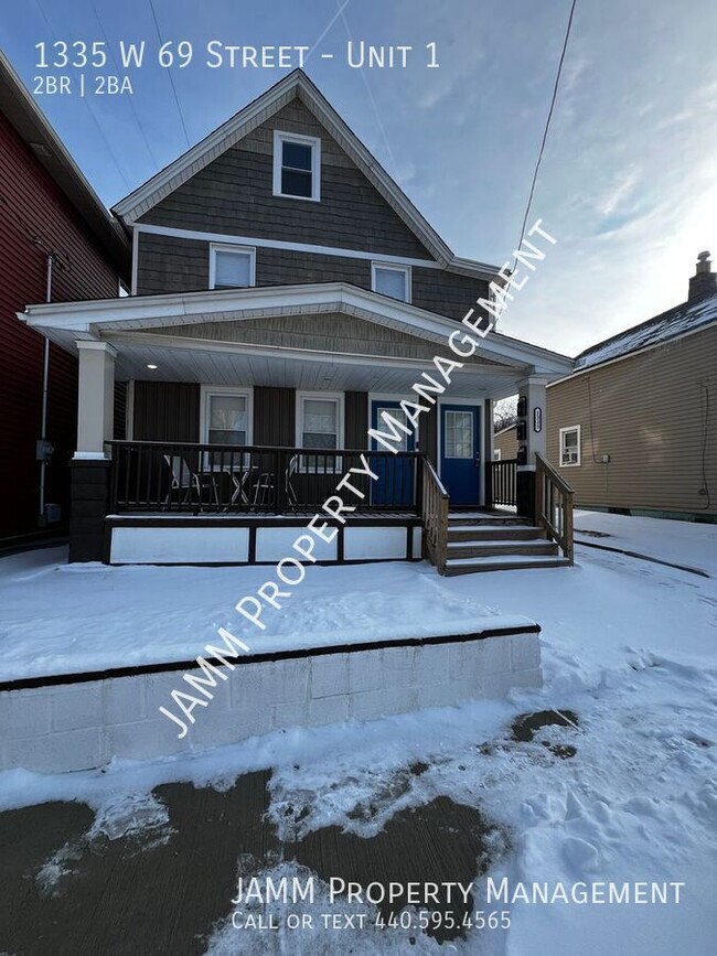 Primary Photo - Modern 2 Bedroom, 2 Bathroom Apartment in ...