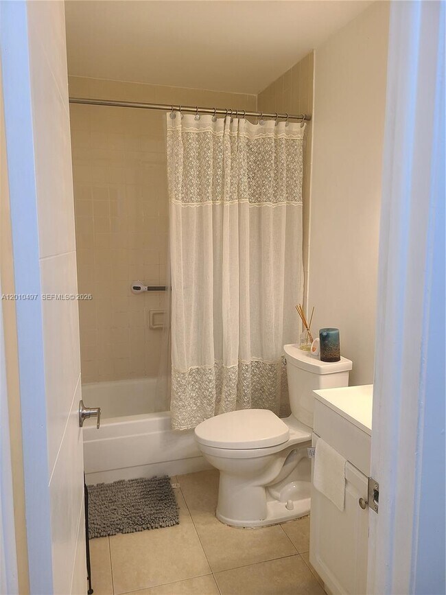 Building Photo - 7565 SW 153rd Ct