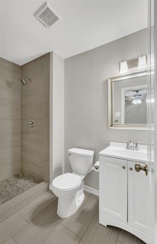 Building Photo - 439 Clover Ln