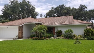Building Photo - 5810 Garden Lakes Majestic