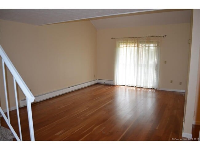 Building Photo - 23 Amato Dr