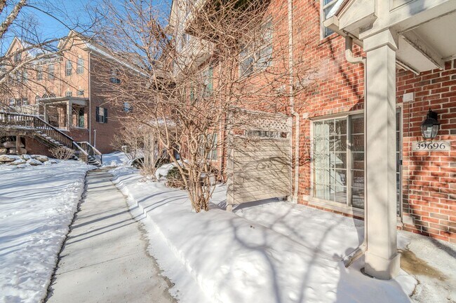 Building Photo - Charming 2-Bed 2.5-Bath with Attached Garage in the desirable Northville Twp (AVAILABLE NOW!)