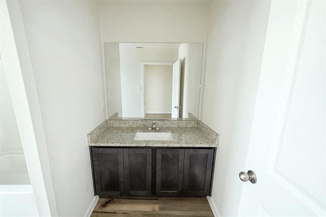 Building Photo - 913 Serena Dr