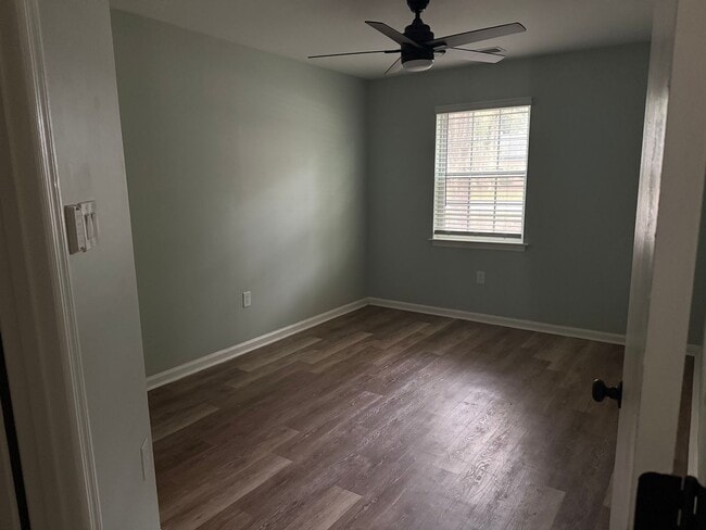 Building Photo - Modern 2-Bedroom, 2-Bath Duplex – Complete...