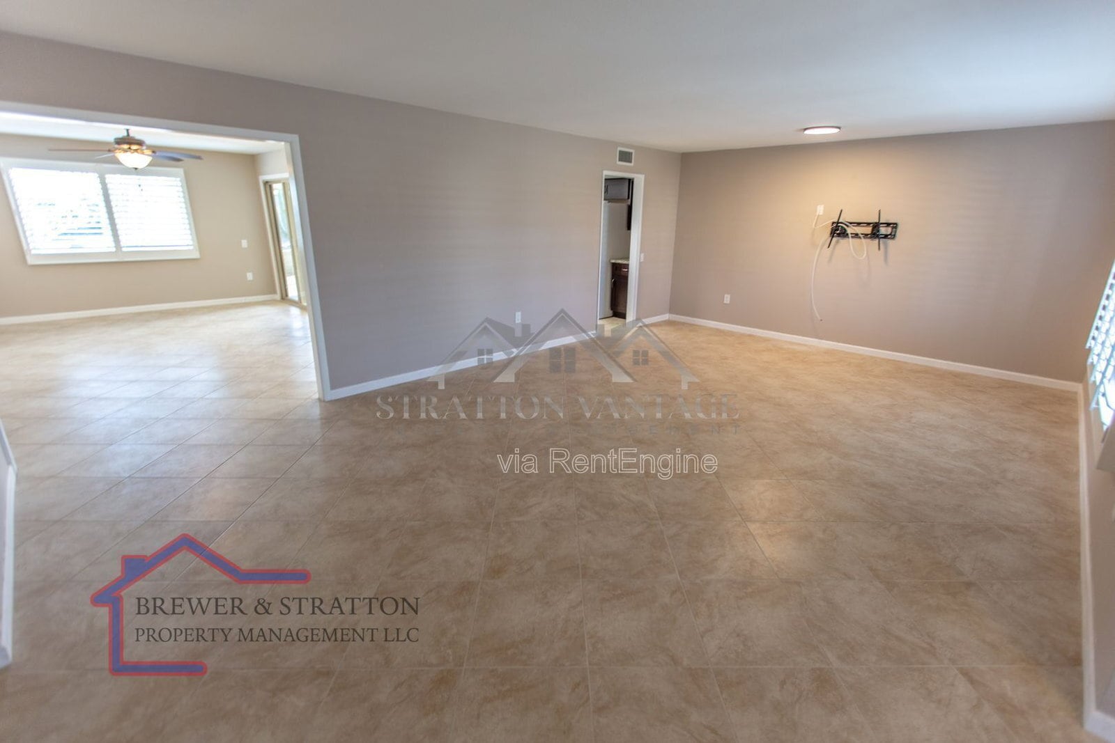 Building Photo - 18414 N 129th Ave