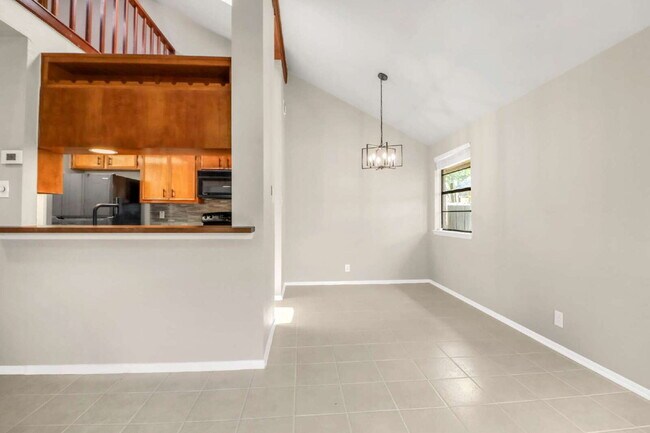 Building Photo - 14216 Indian Woods