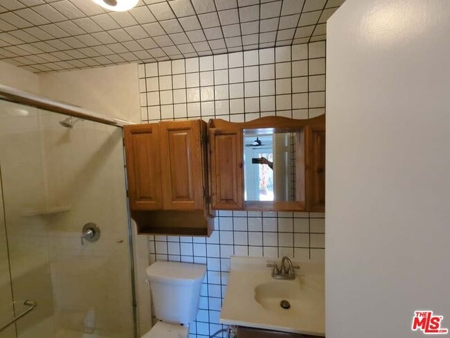 Building Photo - 6656 Swan St