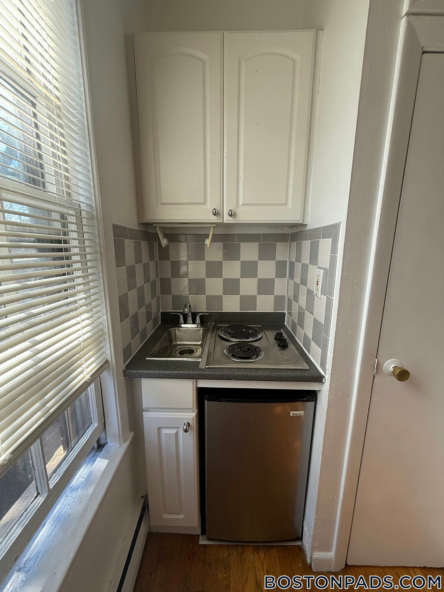 Building Photo - 28 S Huntington Ave