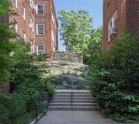Building Photo - 56 Sagamore Rd