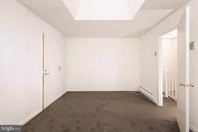 Building Photo - 2311 Spruce St