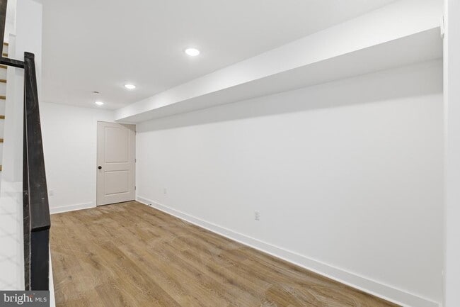 Building Photo - 2146 N Franklin St