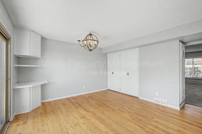 Building Photo - 9037 E Nassau Ave