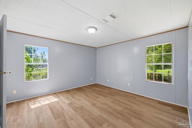 Building Photo - 1709 Woodchuck Ave