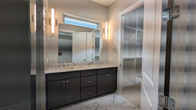 Building Photo - 5116 Pine Reach Dr