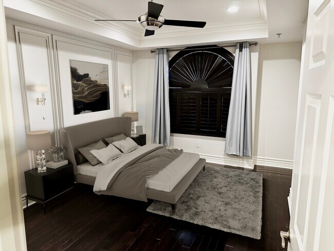 Building Photo - 850 N Croft Ave