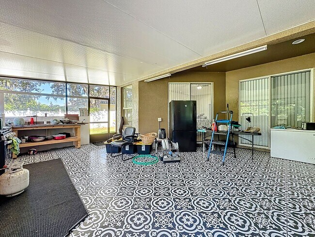 Building Photo - A home built for living well: 4Bedrooms/3Baths sophisticated home in Fells Cove!