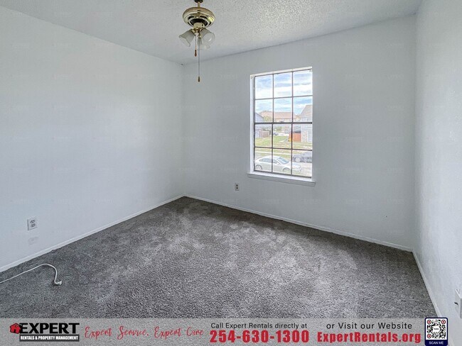 Building Photo - Charming Quad-Plex Near Long Branch Park! Unit A