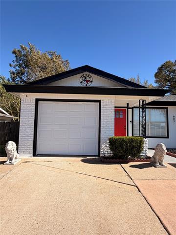 Building Photo - 605 N Davis Dr