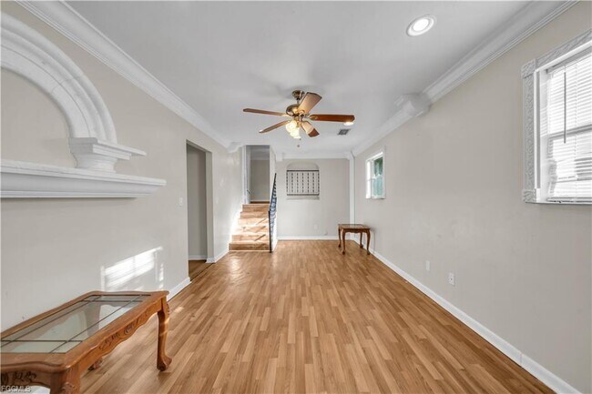 Building Photo - 2313 Hamilton Ave