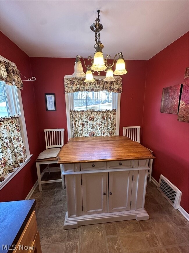 Building Photo - 1579 Laclede Rd